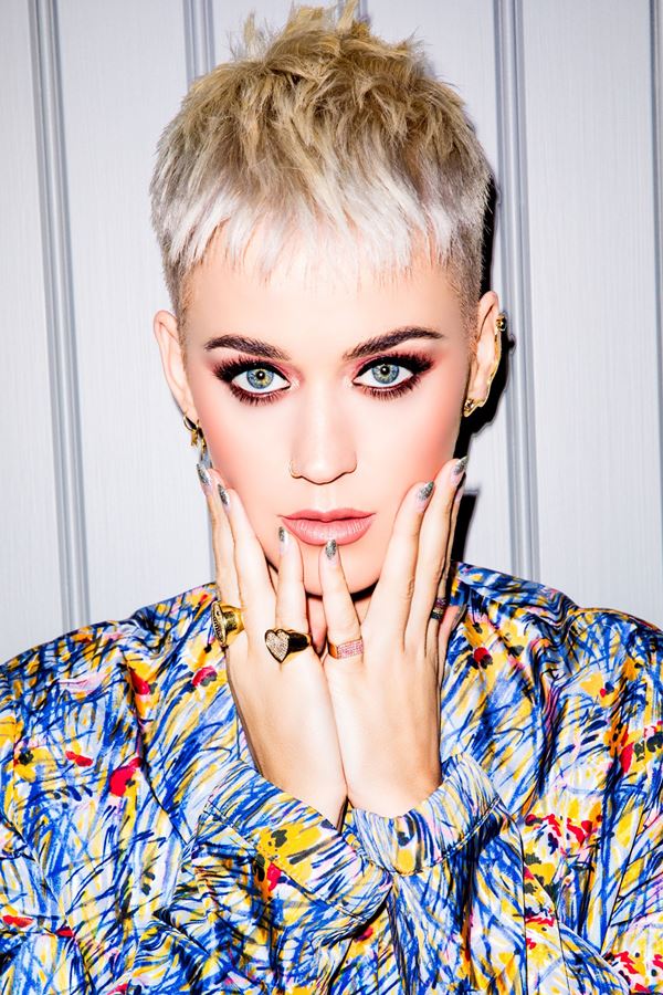 Katy Perry vai parar
