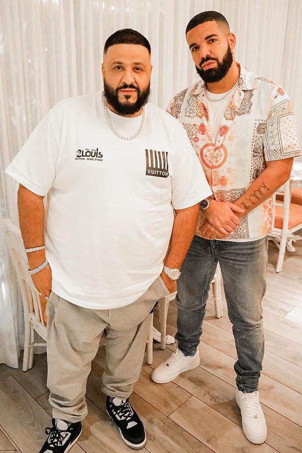 O insólito presente de Drake para DJ Khaled...