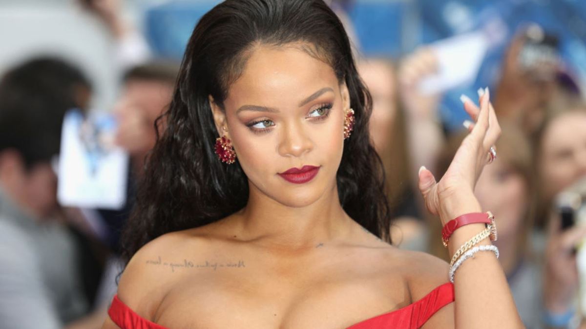 Rihanna se engaja contra o aquecimento global e doa mais de R$ 80