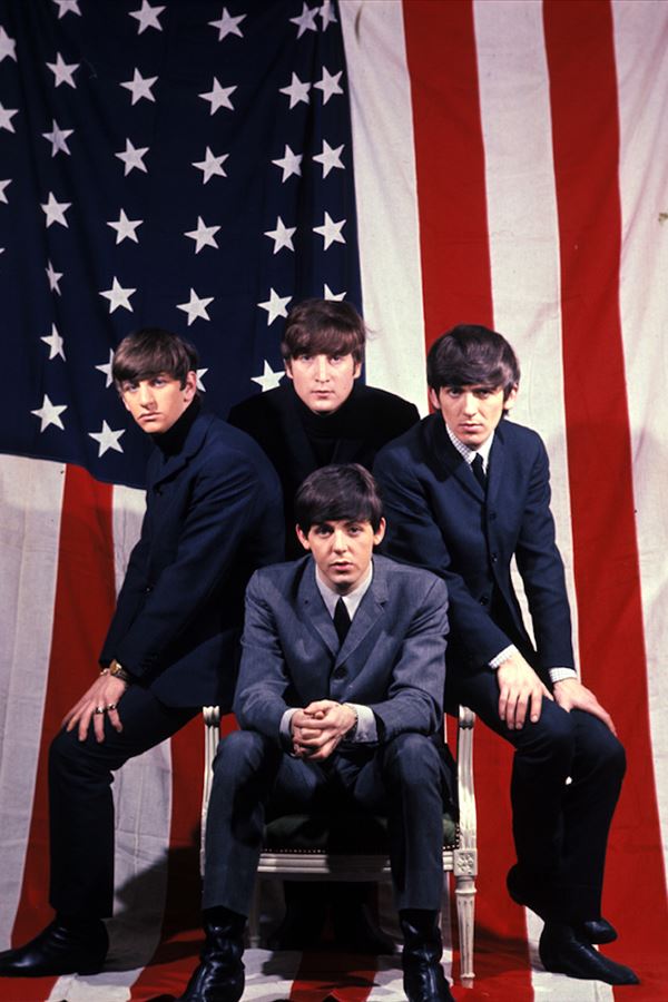 Vem aí - não um - mas 4 filmes dos "The Beatles"!