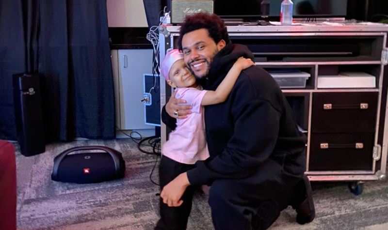 The Weeknd surpreende fã de 3 anos